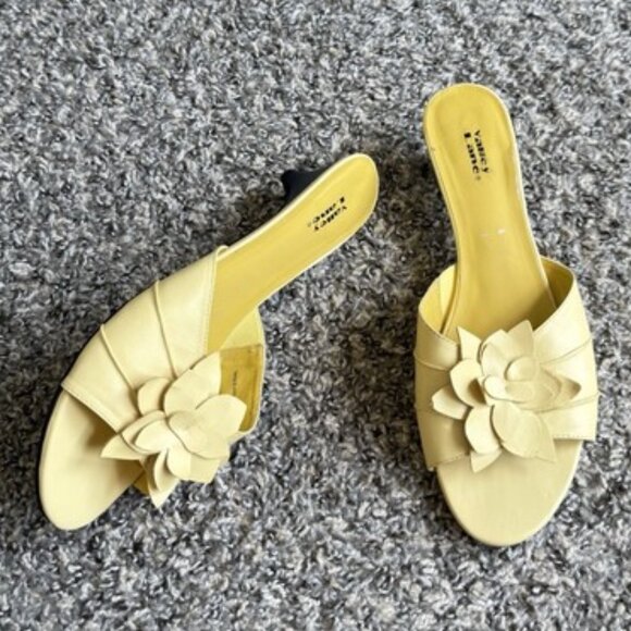 Vintage Butter Yellow Kitten Heel Sandals Shoes With Floral Detail MCM 9 - Picture 1 of 1